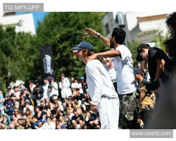 极限运动嘉年华聚焦上海街舞队的拼搏历程与梦想追逐 极限运动嘉年华聚焦上海街舞队的拼搏历程与梦想追逐