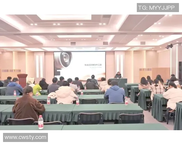 上海足球队团队协作创新之路:重塑球队精神与战术配合的热议探讨 上海足球队团队协作创新之路:重塑球队精神与战术配合的热议探讨