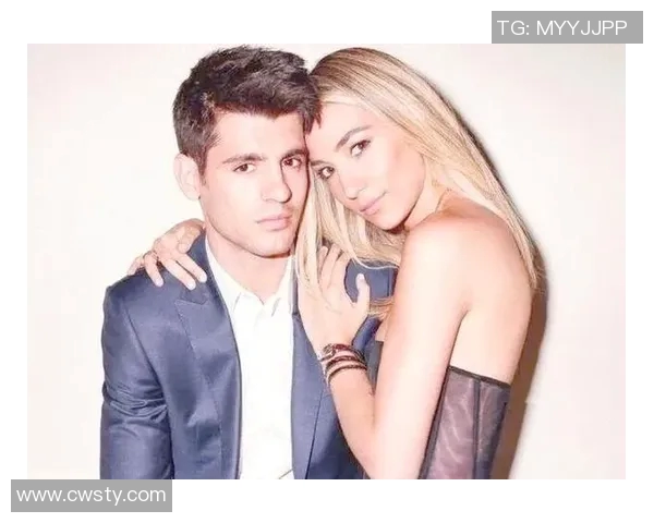 足球明星与歌手的恋情揭秘那些甜蜜的爱情故事与背后的精彩瞬间