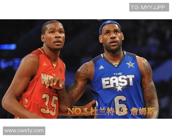 足球明星走进野球场展现多才多艺的运动魅力与激情对决 足球明星走进野球场展现多才多艺的运动魅力与激情对决