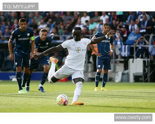 足球明星齐聚北京激情对决精彩瞬间尽在视频中展现 足球明星齐聚北京激情对决精彩瞬间尽在视频中展现